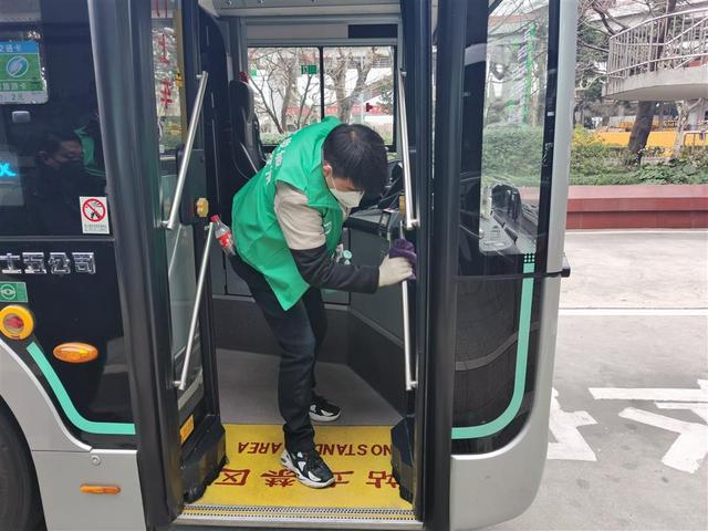《公共交通工具消毒操作技术指南》